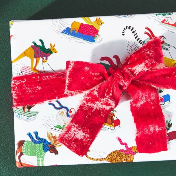 RED Anthropologie Vintage Fray Velvet ribbon Spool - Picture 1 of 14